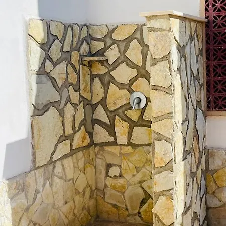بيت للعطل Casa Nettuno كاريني