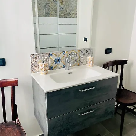 Casa Nettuno بيت للعطل كاريني