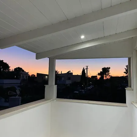 Casa Nettuno * كاريني