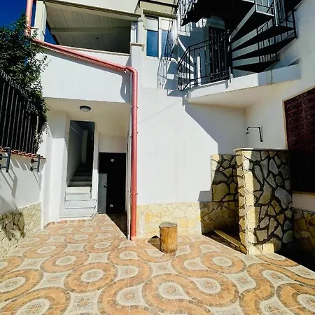 Casa Nettuno بيت للعطل