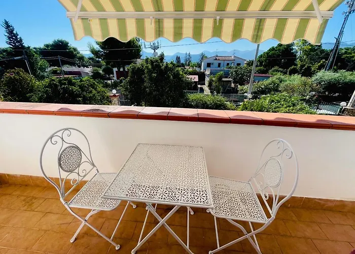 Casa Nettuno * Carini
